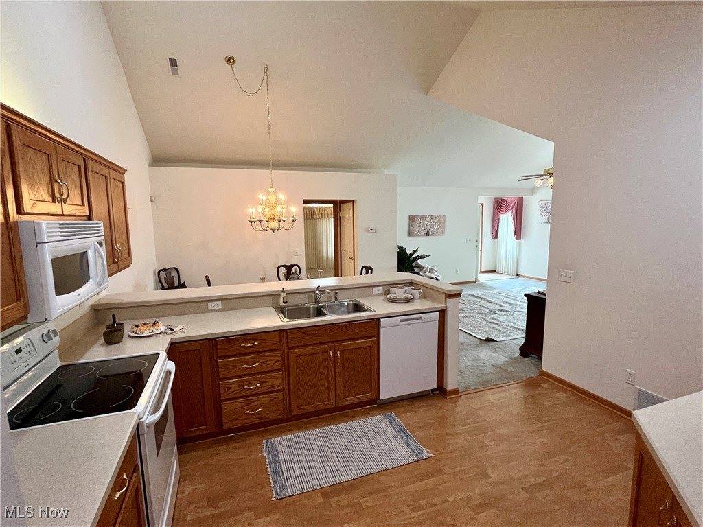 9264 Sharrott Road, Poland, OH 44514