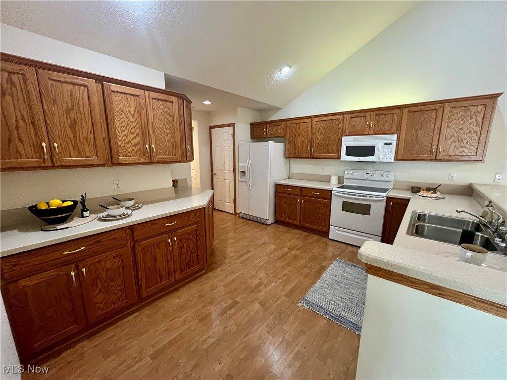 9264 Sharrott Road, Poland, OH 44514