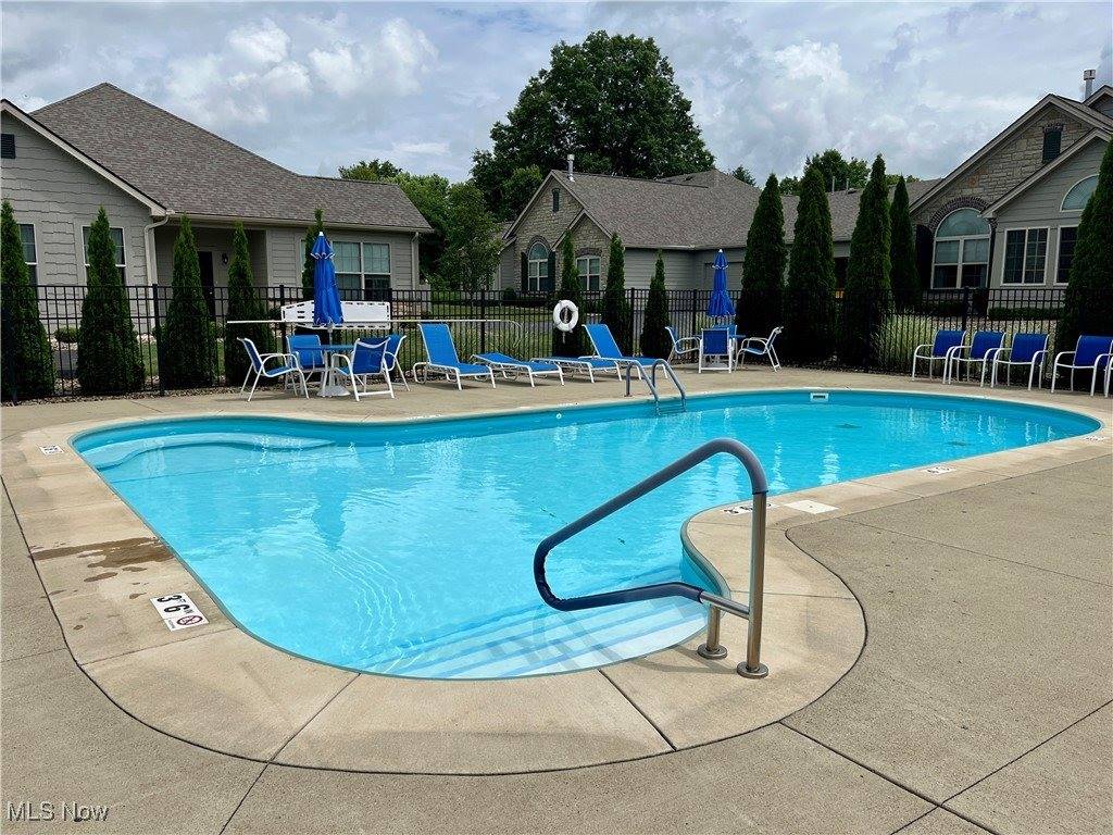 9264 Sharrott Road, Poland, OH 44514