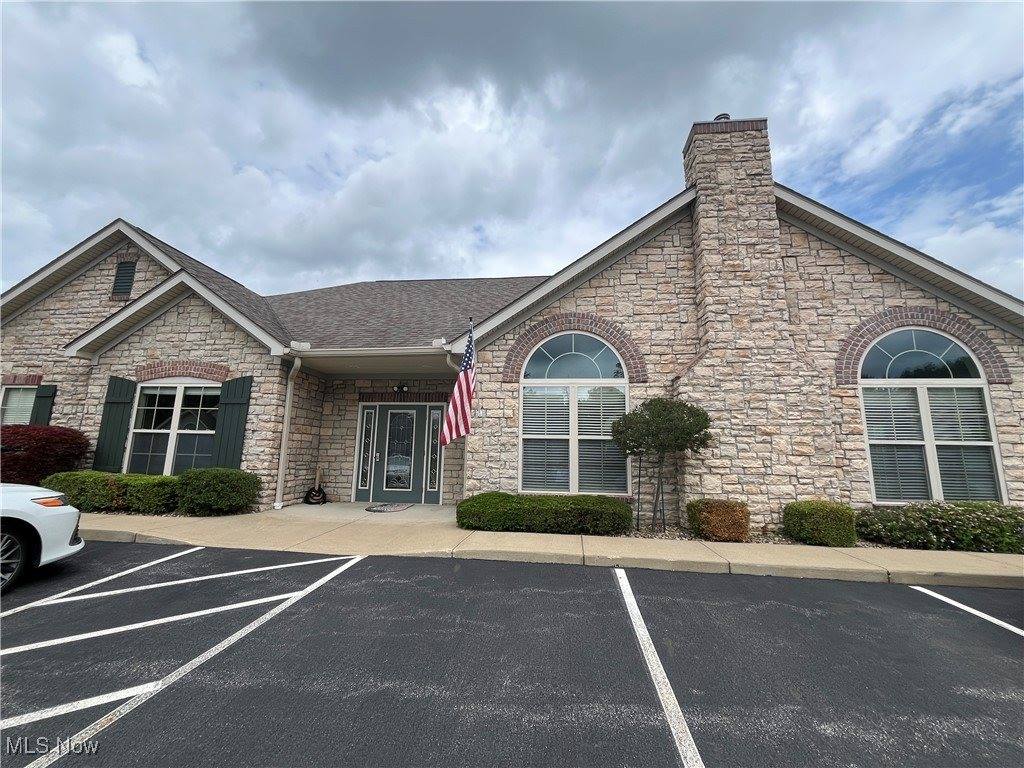 9264 Sharrott Road, Poland, OH 44514