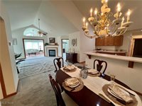 9264 Sharrott Road, Poland, OH 44514