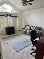 9264 Sharrott Road, Poland, OH 44514