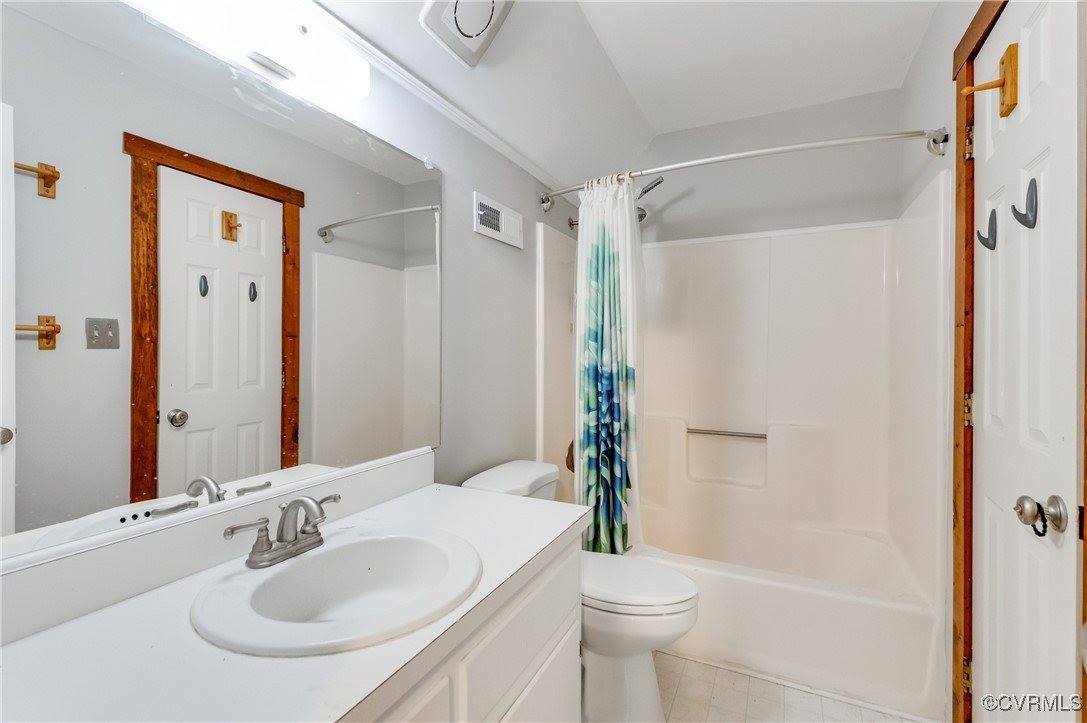 3301 John Tree Hill Road, Powhatan County, VA 23139