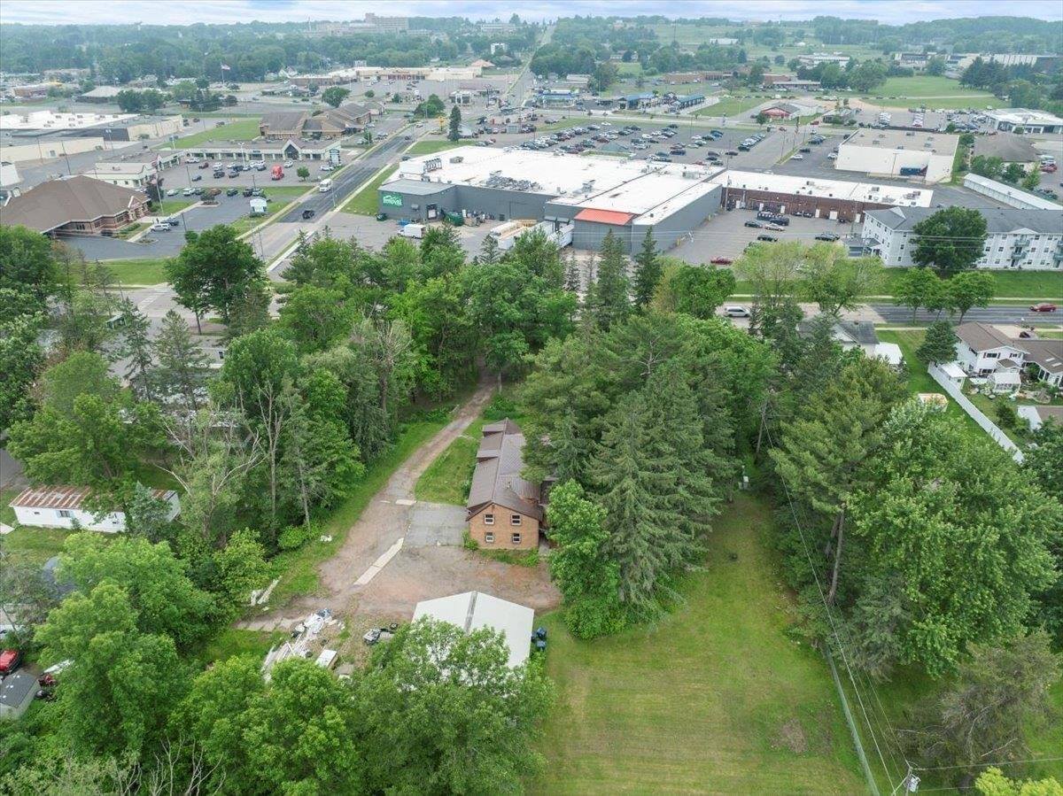 1507 N Peach Avenue, Marshfield, WI 54449