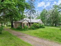 1507 N Peach Avenue, Marshfield, WI 54449