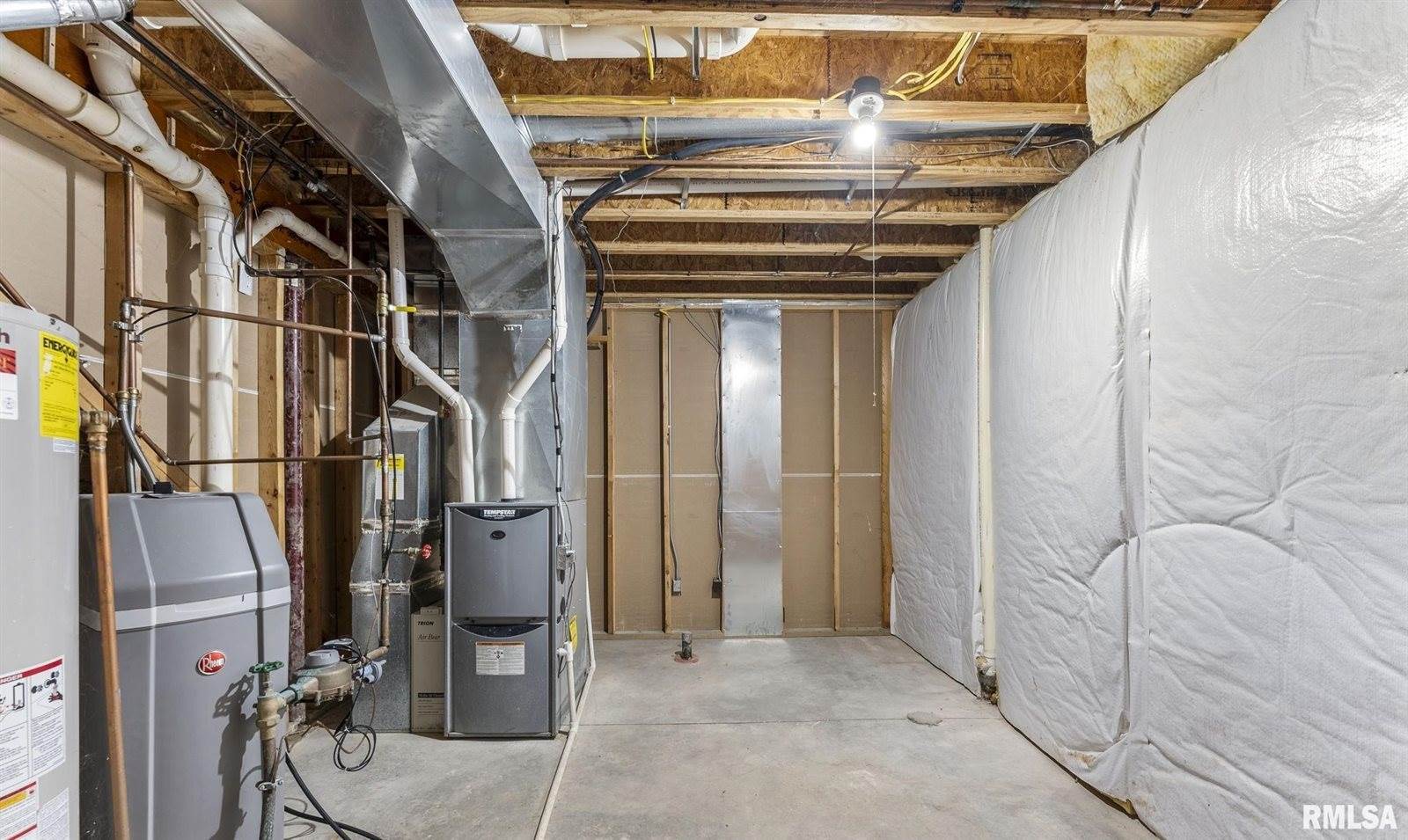 4614 Kelling Street, Davenport, IA 52806