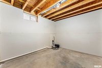 4614 Kelling Street, Davenport, IA 52806