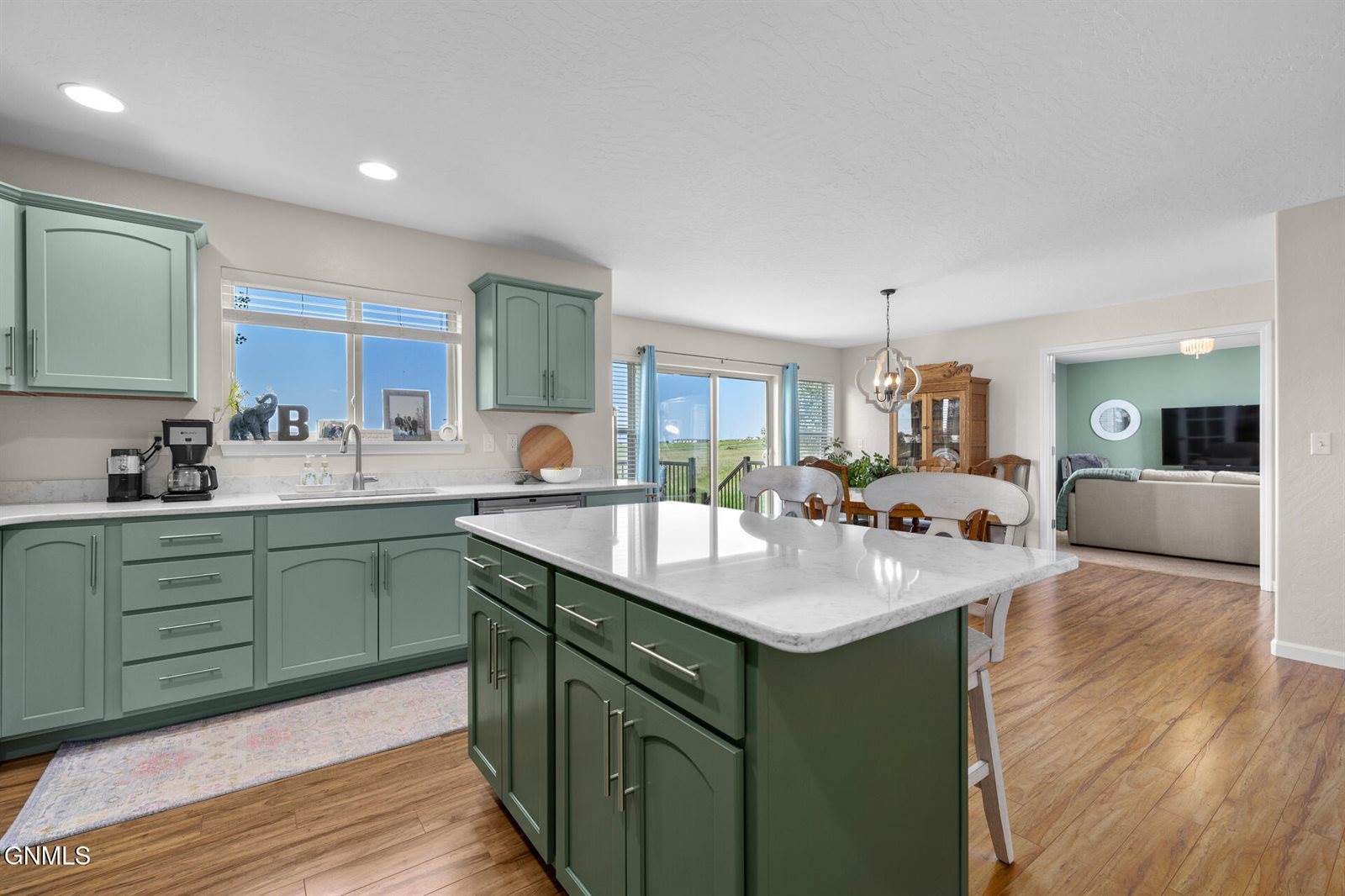 1531 Creekside Drive, Williston, ND 58801