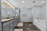 1531 Creekside Drive, Williston, ND 58801