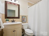 2032 Greenbrook Parkway, Matthews, NC 28104