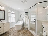 2032 Greenbrook Parkway, Matthews, NC 28104