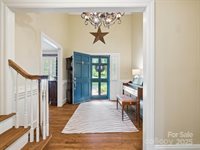 2032 Greenbrook Parkway, Matthews, NC 28104