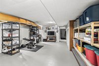 1242 E Edgewood Drive, Appleton, WI 54913