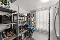 1242 E Edgewood Drive, Appleton, WI 54913