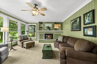 1242 E Edgewood Drive, Appleton, WI 54913