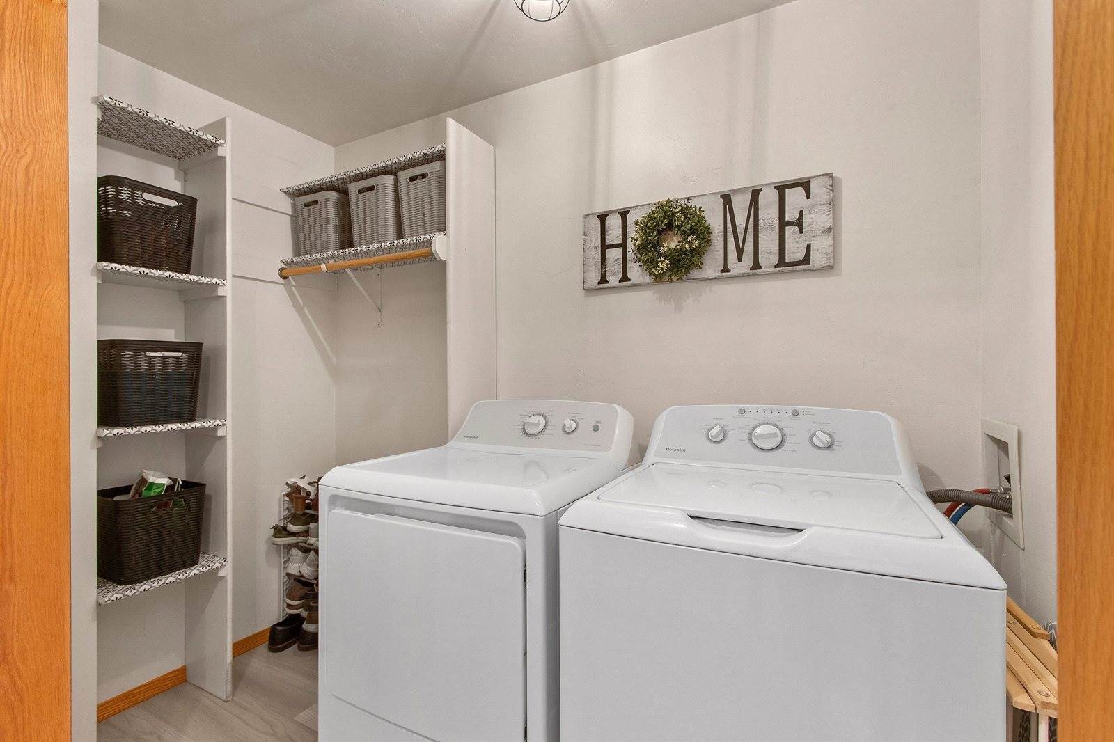 458 South St Bernard Drive, De Pere, WI 54115