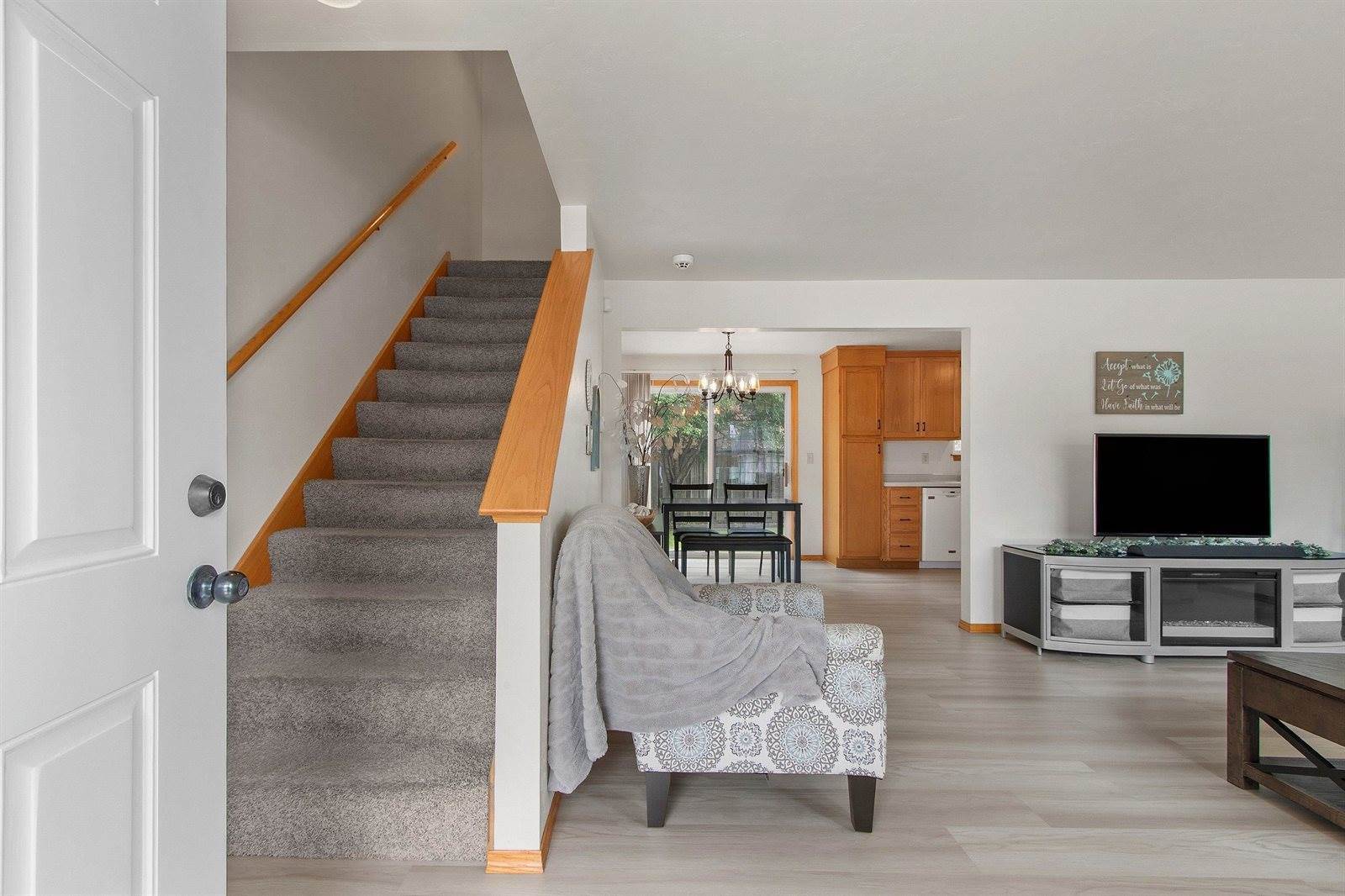 458 South St Bernard Drive, De Pere, WI 54115