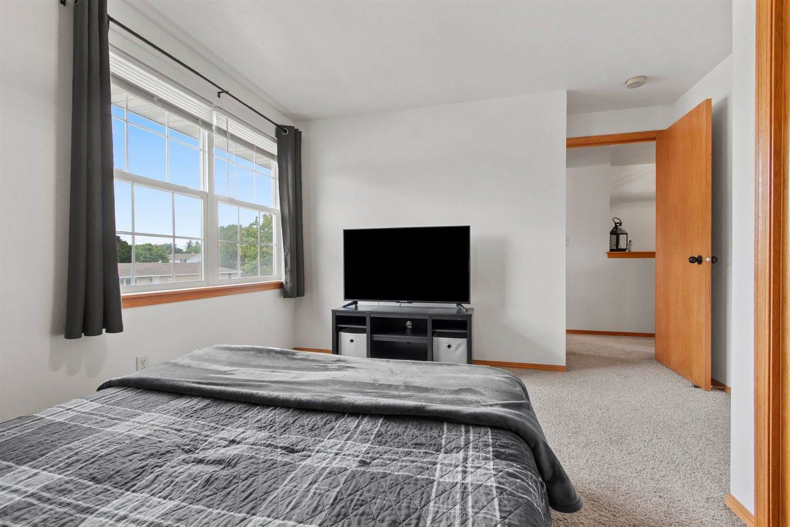 458 South St Bernard Drive, De Pere, WI 54115