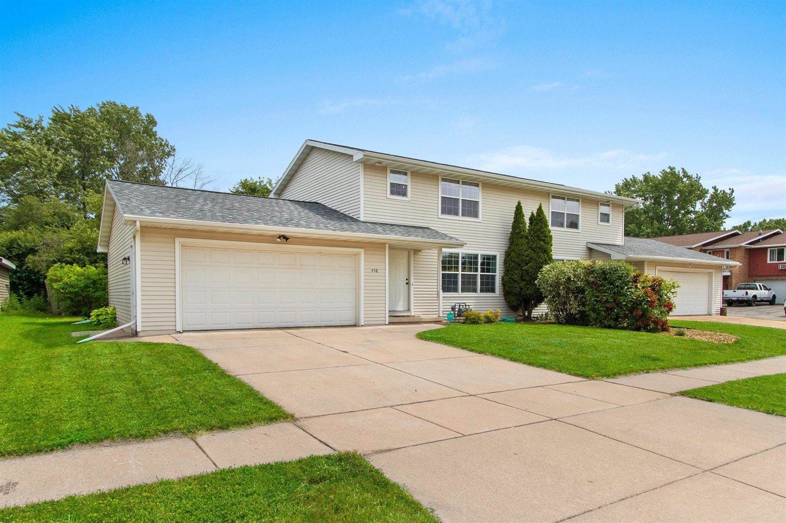 458 South St Bernard Drive, De Pere, WI 54115