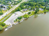 458 South St Bernard Drive, De Pere, WI 54115