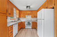 458 South St Bernard Drive, De Pere, WI 54115