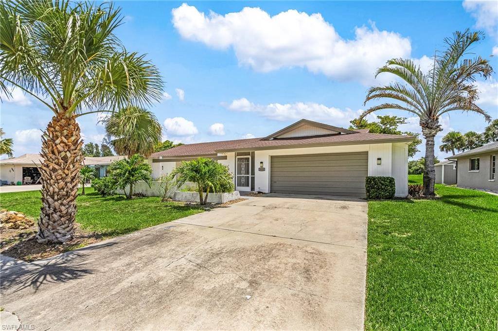 3823 Palm Tree Blvd, Cape Coral, FL 33904