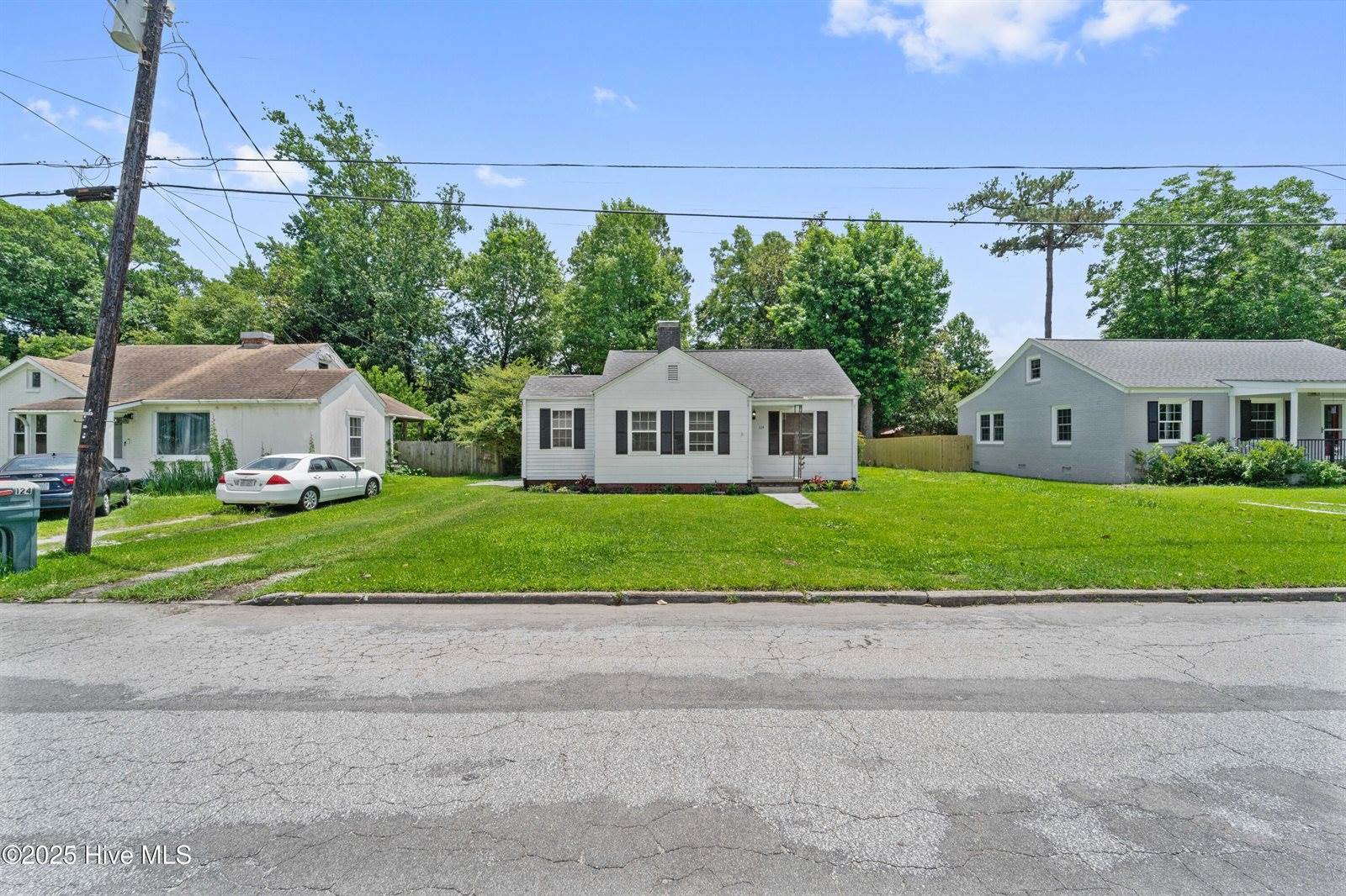 124 West Bayshore Boulevard, Jacksonville, NC 28540