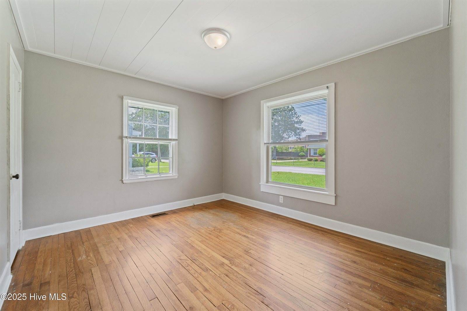 124 West Bayshore Boulevard, Jacksonville, NC 28540