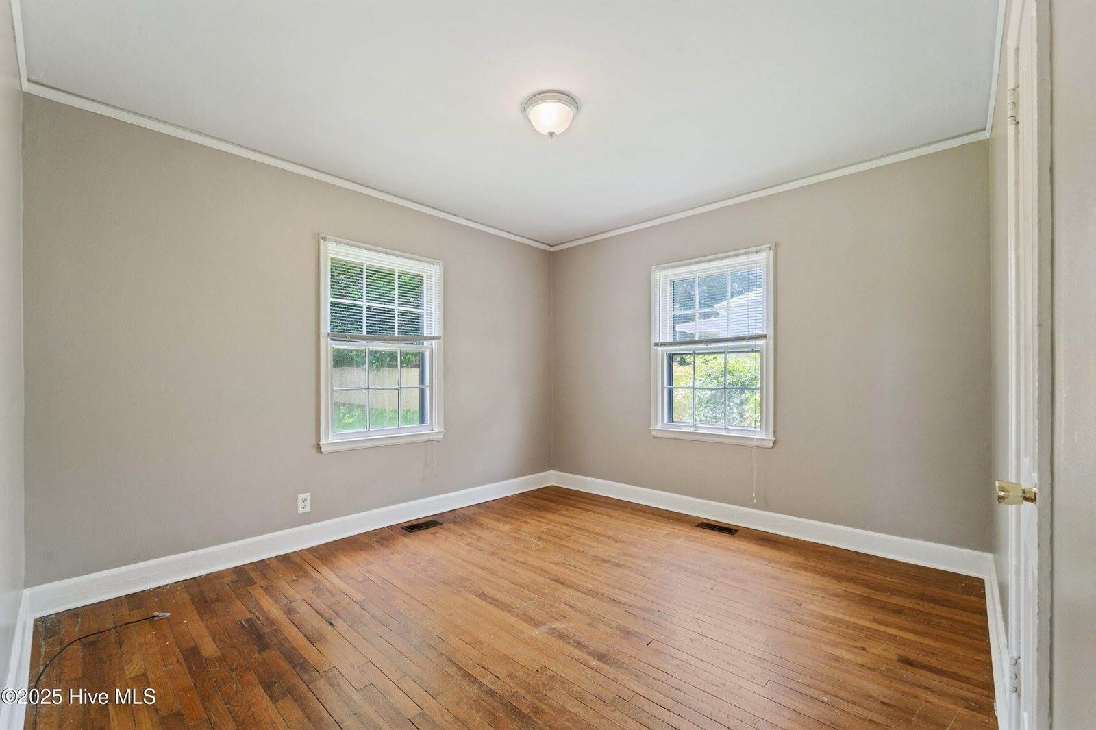 124 West Bayshore Boulevard, Jacksonville, NC 28540