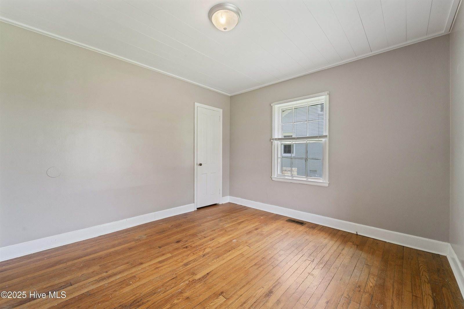 124 West Bayshore Boulevard, Jacksonville, NC 28540