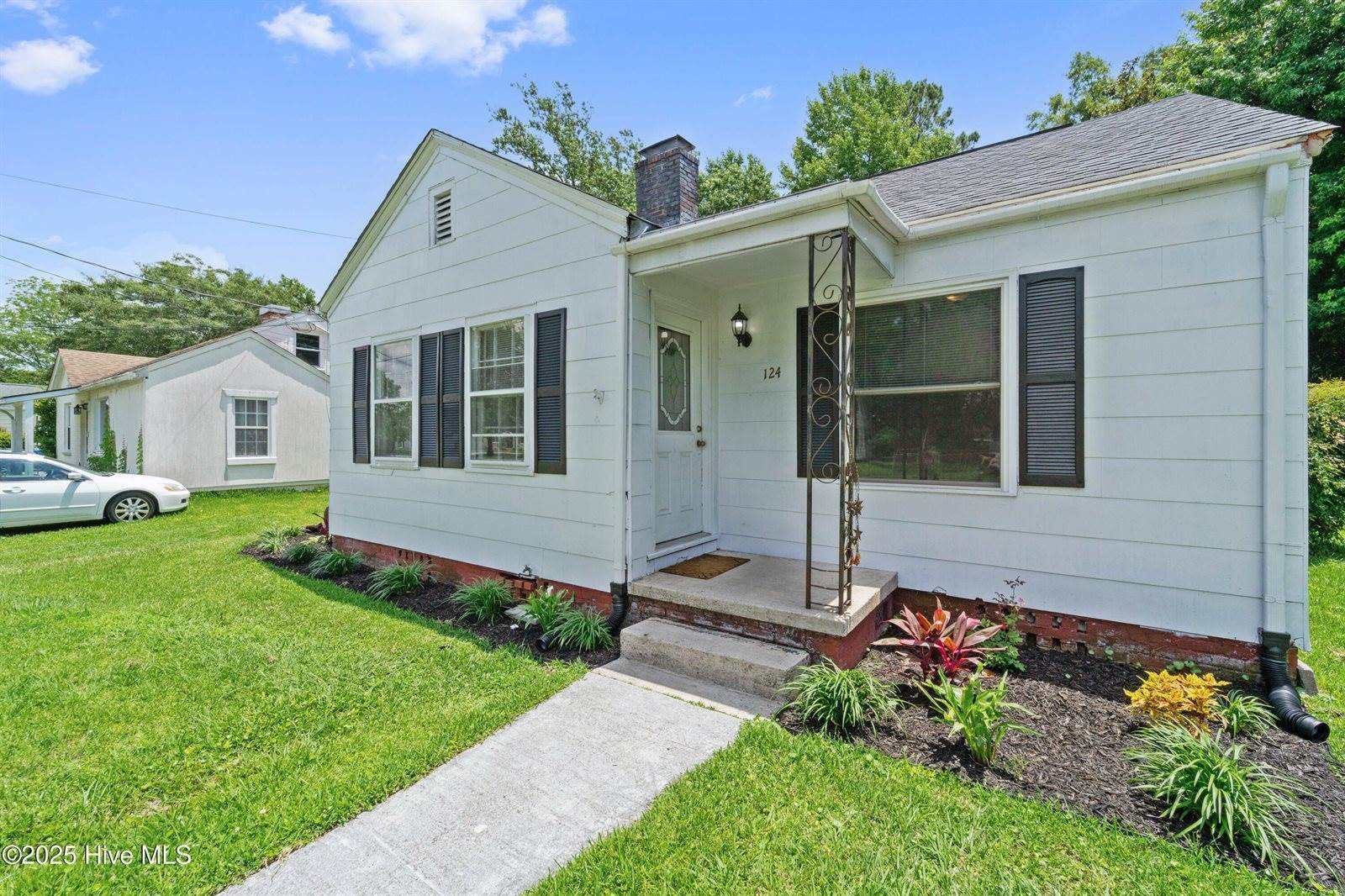 124 West Bayshore Boulevard, Jacksonville, NC 28540