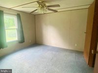 314 Henshaw Road, Bunker Hill, WV 25413