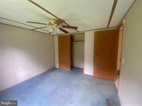 314 Henshaw Road, Bunker Hill, WV 25413