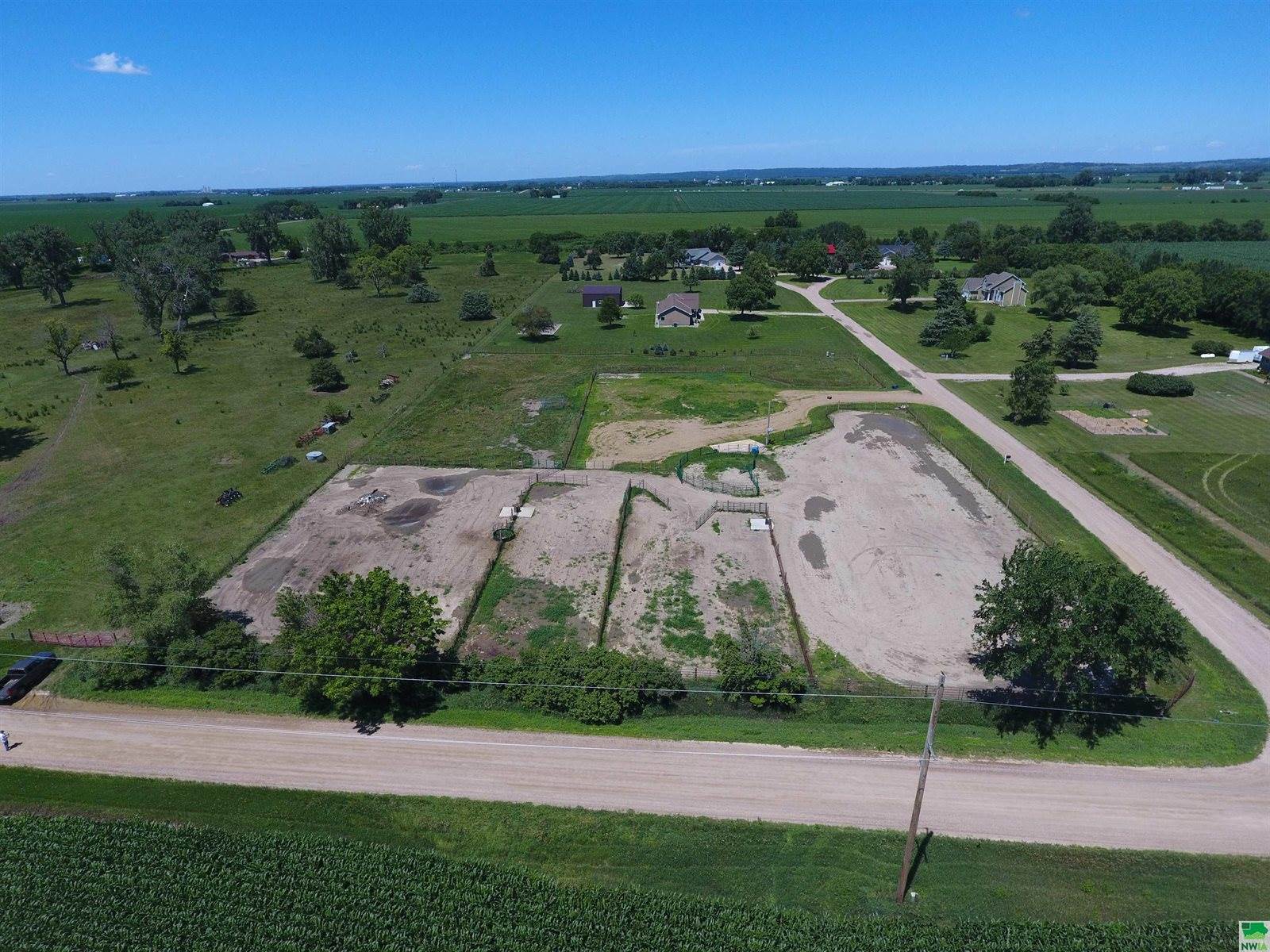 48220 332 St., Jefferson, SD 59038