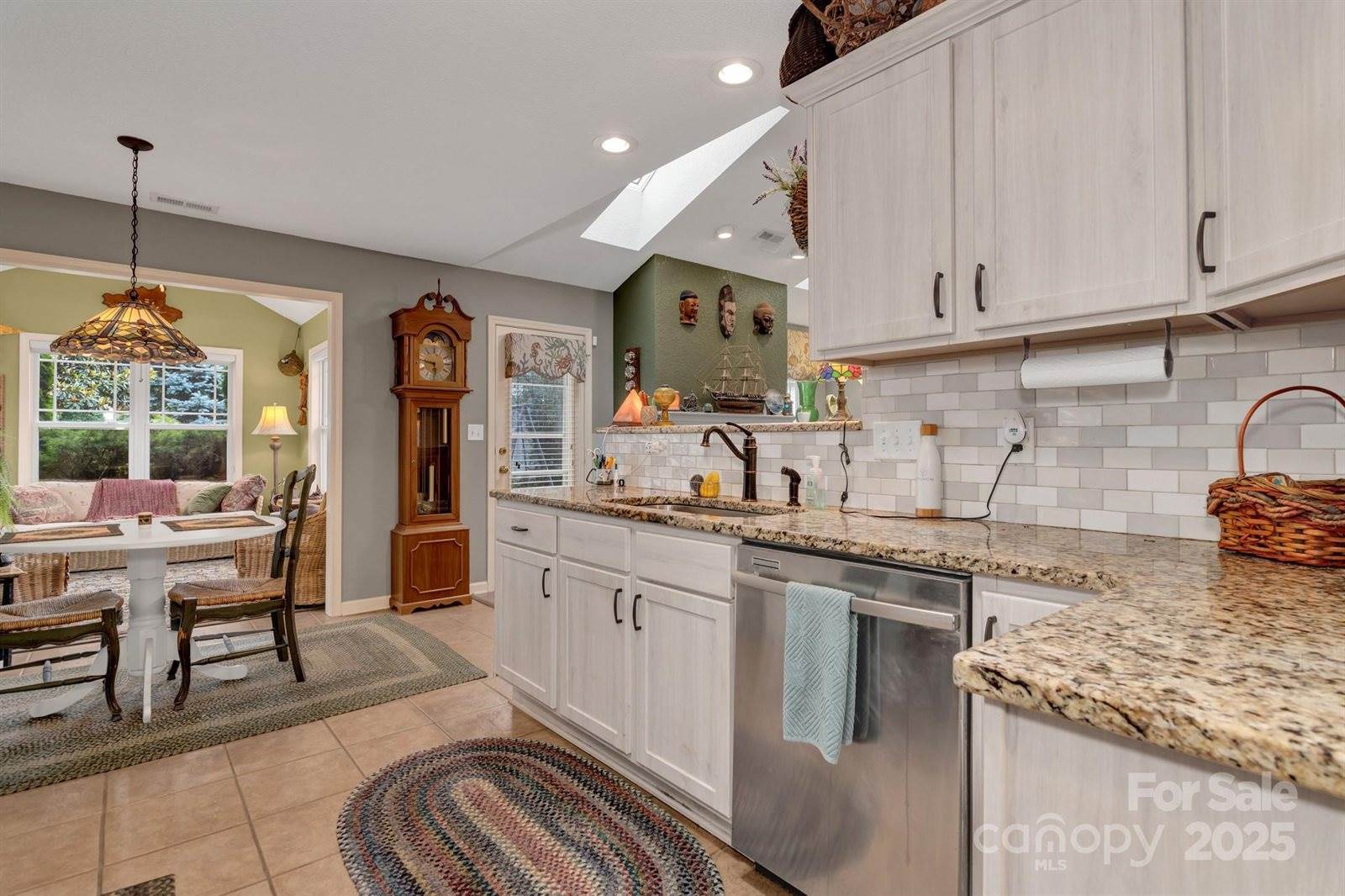 16 Sunview Circle, Arden, NC 28704