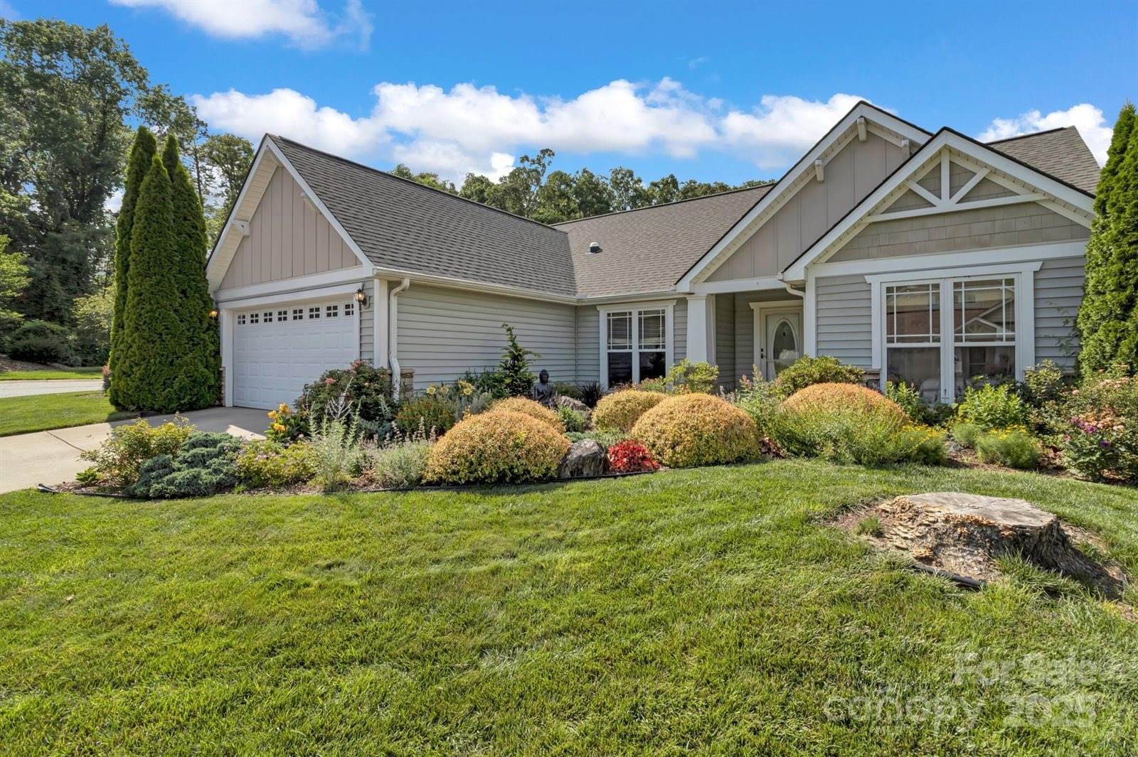 16 Sunview Circle, Arden, NC 28704