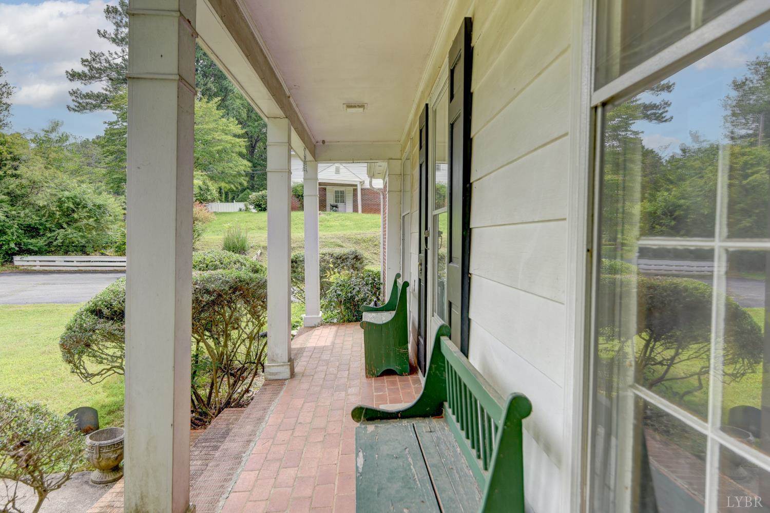 7001 Phenix Main Street, Phenix, VA 23959