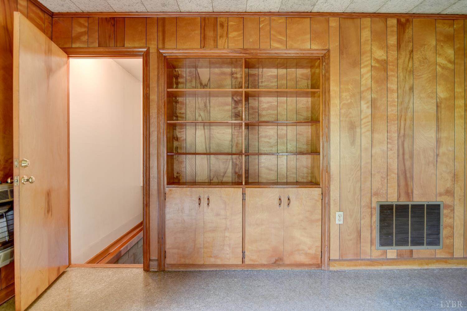 7001 Phenix Main Street, Phenix, VA 23959