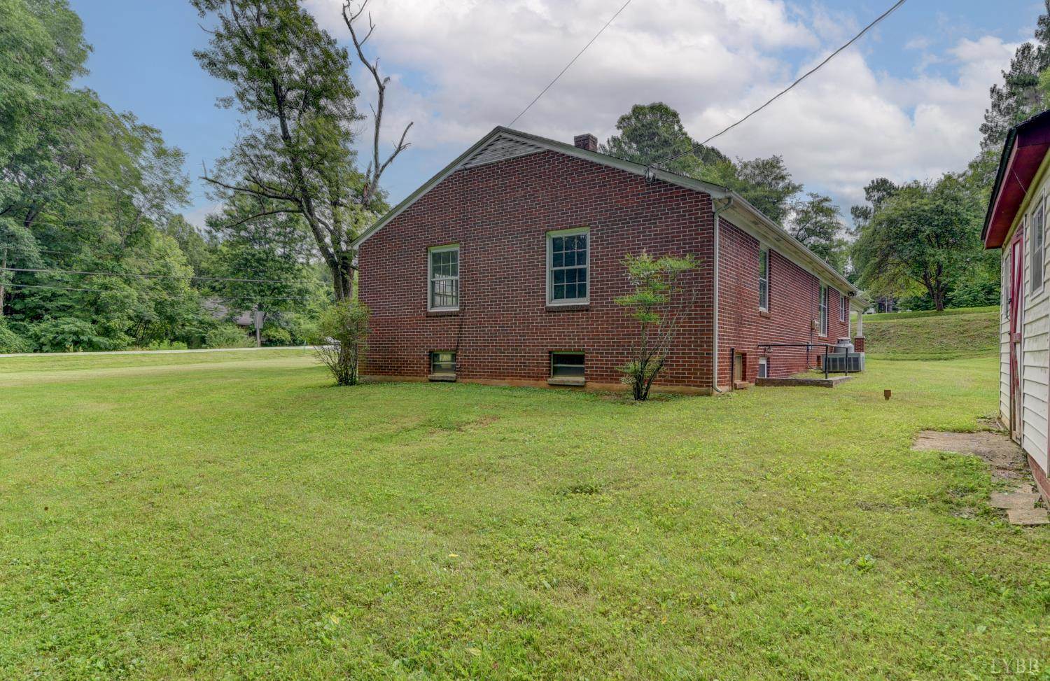 7001 Phenix Main Street, Phenix, VA 23959