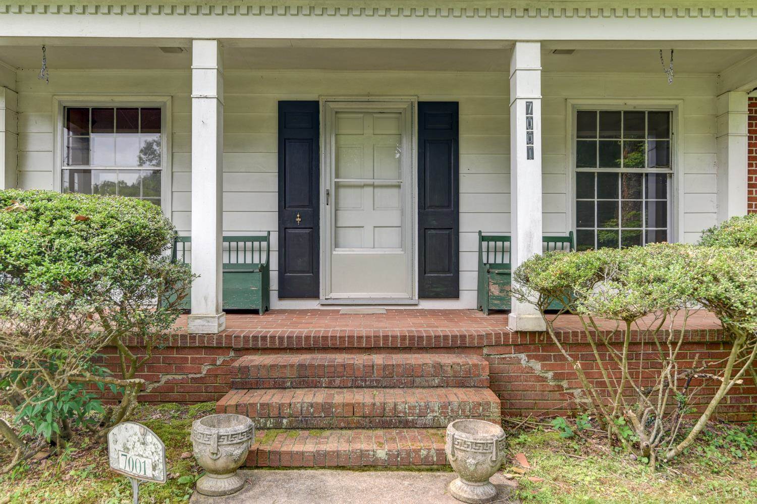 7001 Phenix Main Street, Phenix, VA 23959