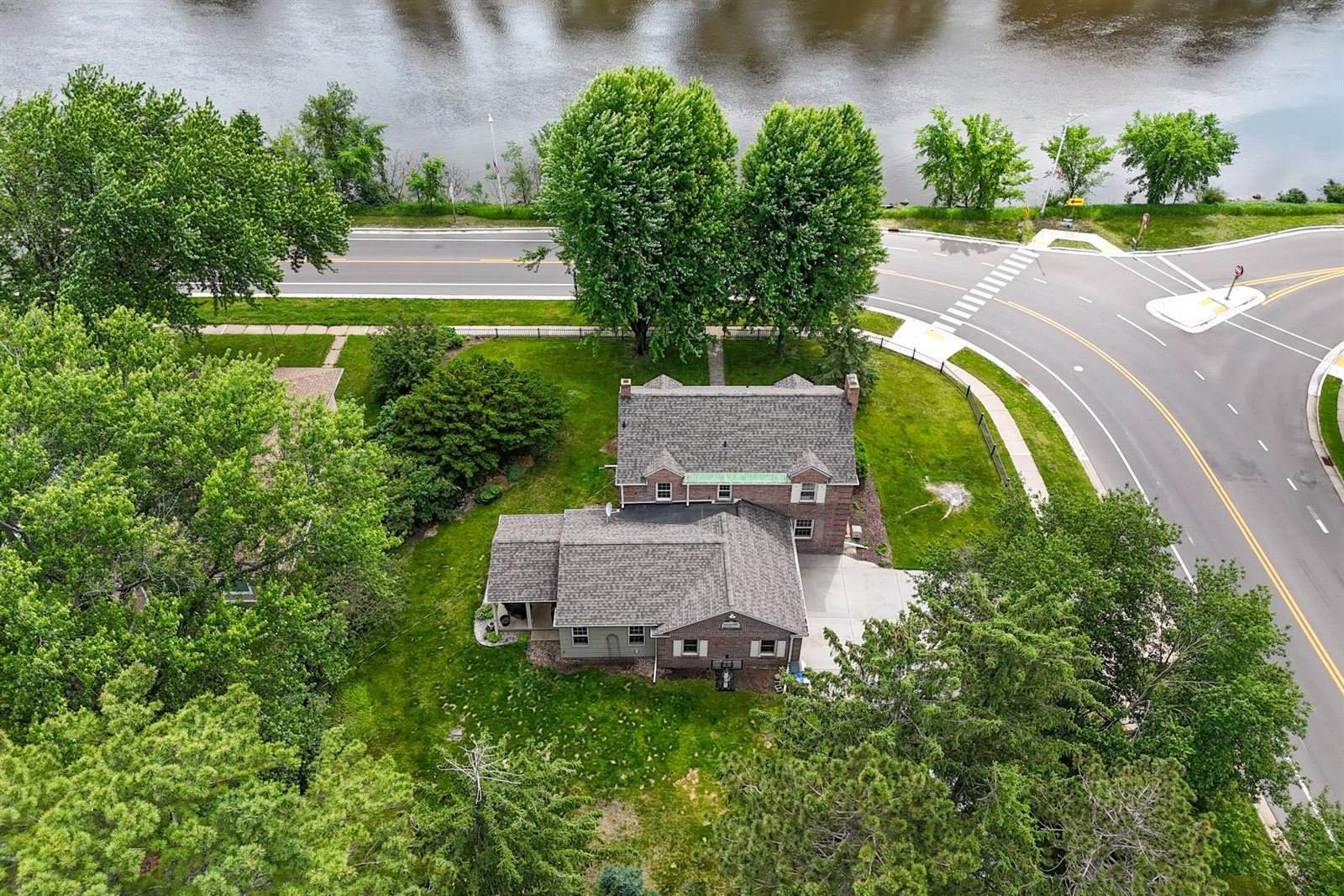 511 Wisconsin River Drive, Port Edwards, WI 54469