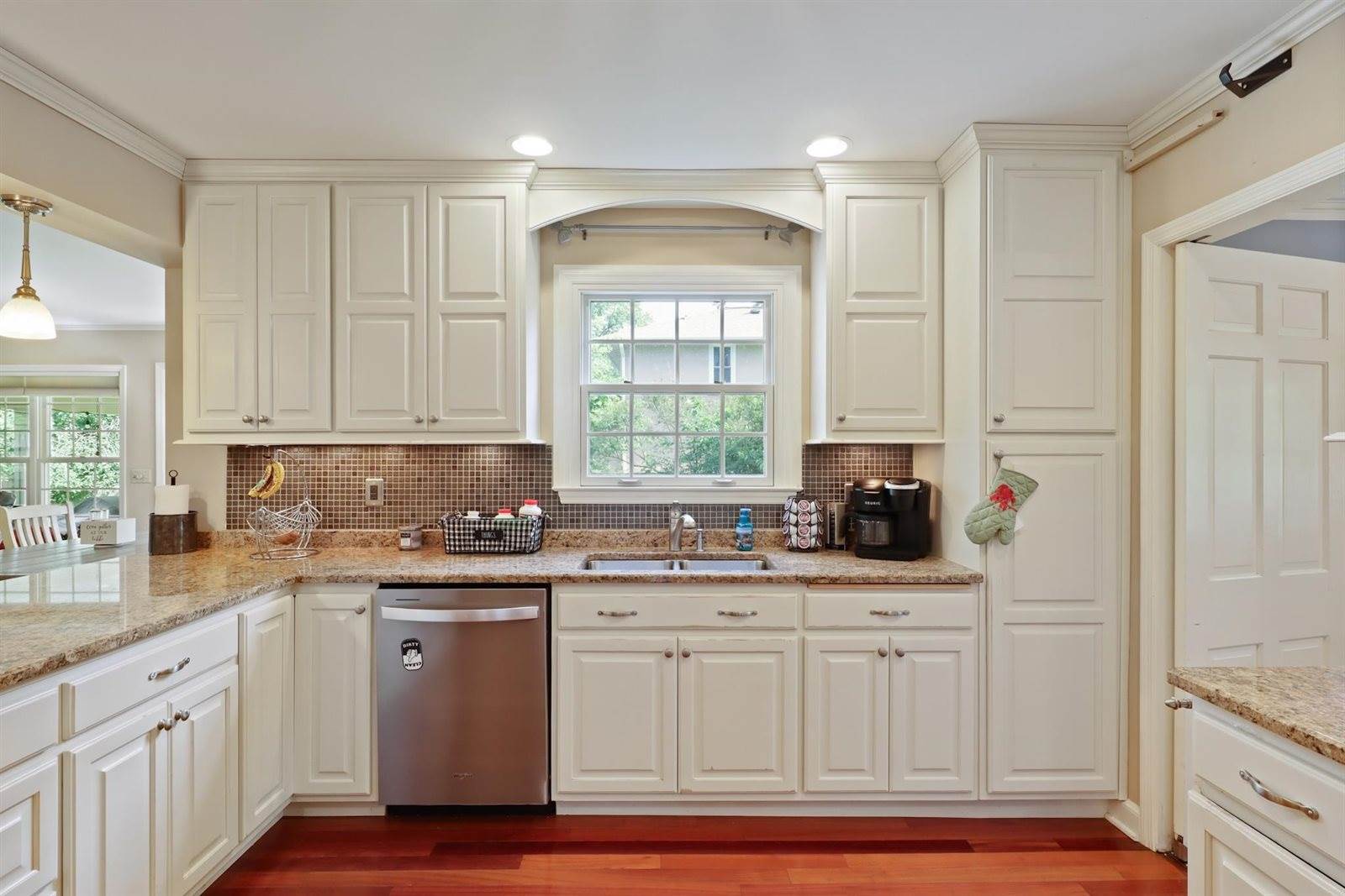 511 Wisconsin River Drive, Port Edwards, WI 54469