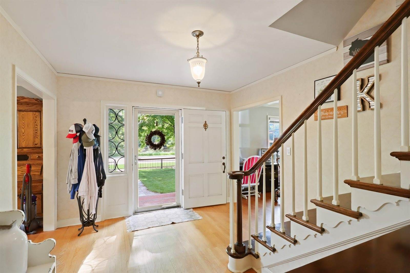 511 Wisconsin River Drive, Port Edwards, WI 54469