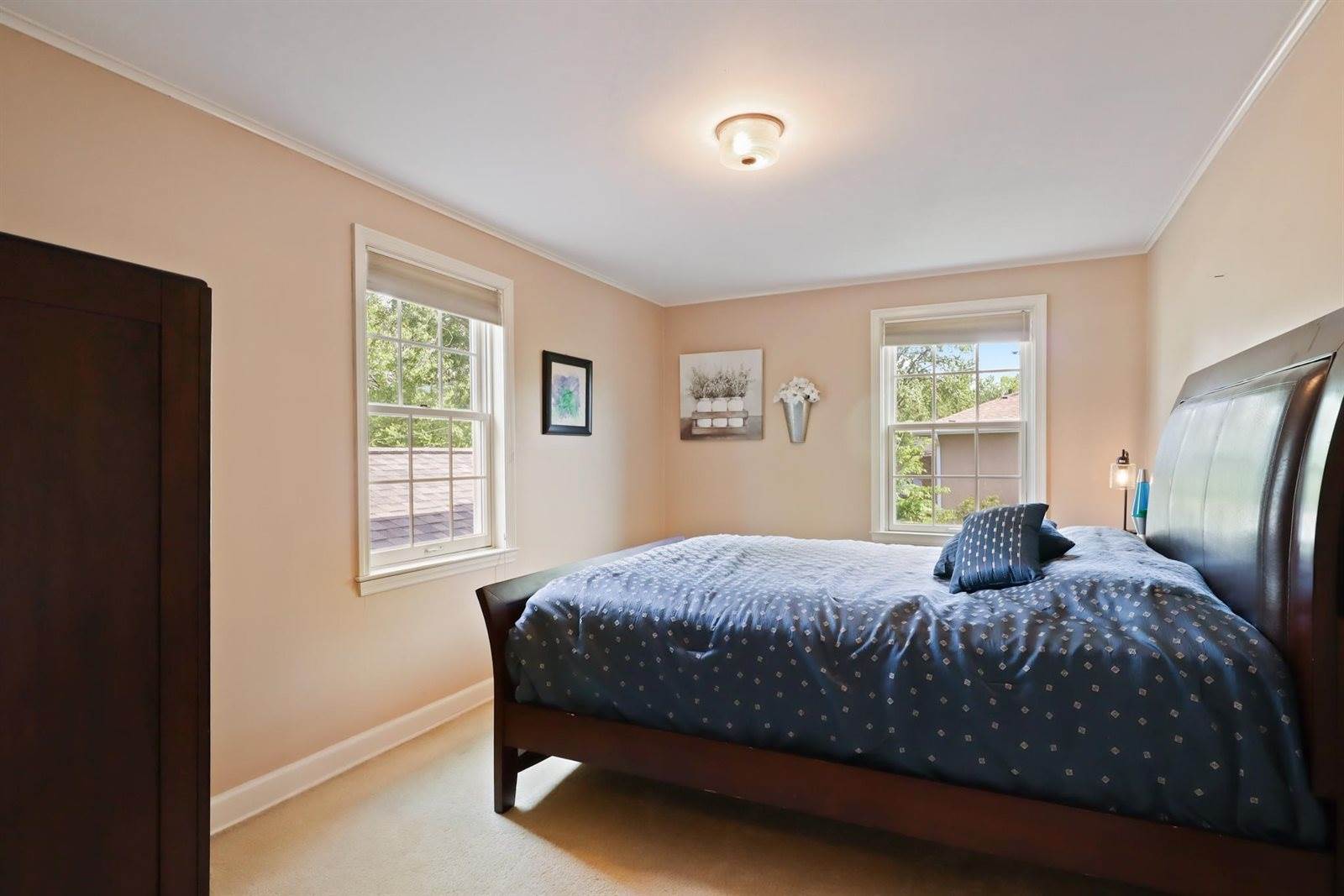 511 Wisconsin River Drive, Port Edwards, WI 54469