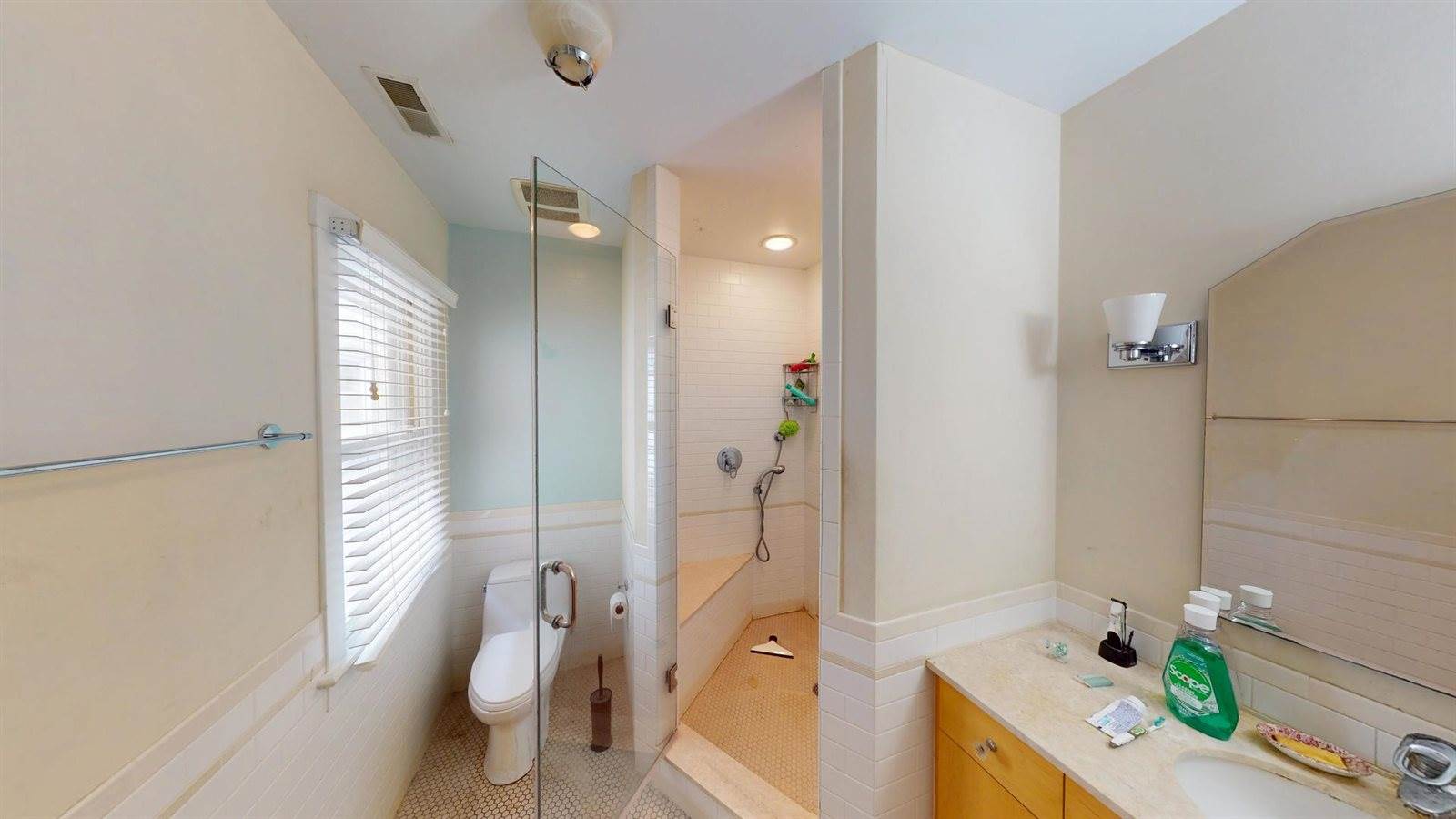 1025 Wesley Avenue, Evanston, IL 60202