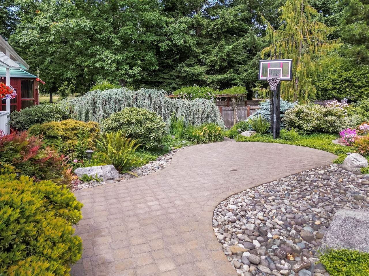 2237 McDonald Ave, DuPont, WA 98327