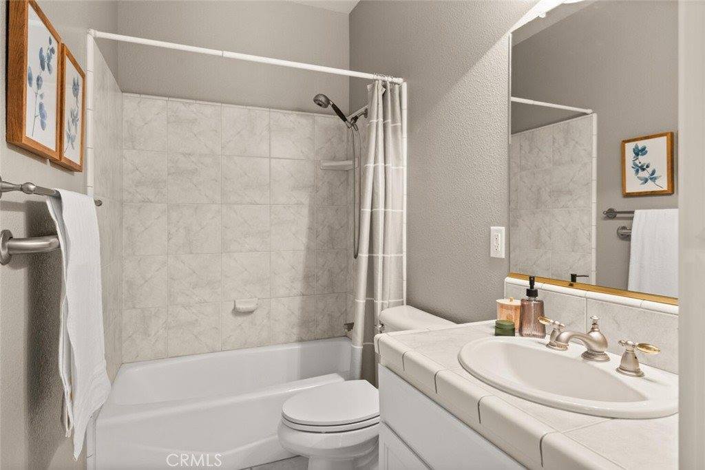 379 Weymouth Way, Chico, CA 95973