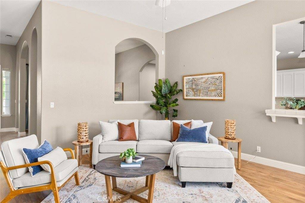 379 Weymouth Way, Chico, CA 95973