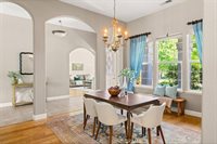 379 Weymouth Way, Chico, CA 95973