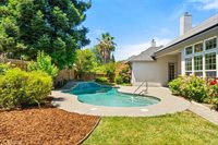 379 Weymouth Way, Chico, CA 95973